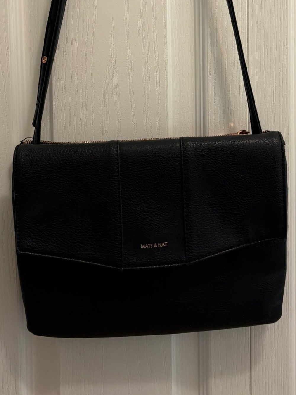 Matt and Nat Crossbody purse